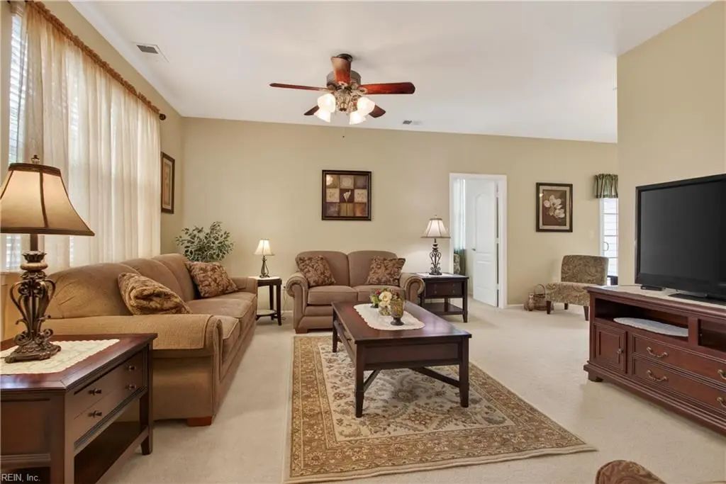 1513 Pucknall Dr, Chesapeake