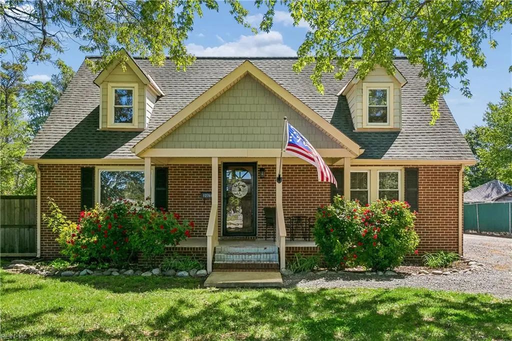 12784 Nettles Dr, Newport News