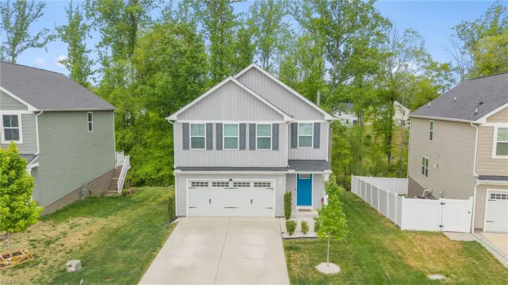 215 Lorraine Dr, York County