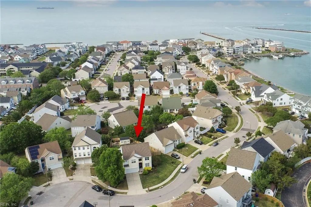 9559 Bay Point Dr, Norfolk