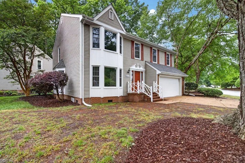 824 Lancaster Ln, Newport News