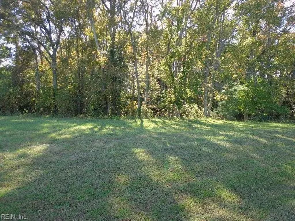 8020 Rocks Landing Rd, Isle of Wight County