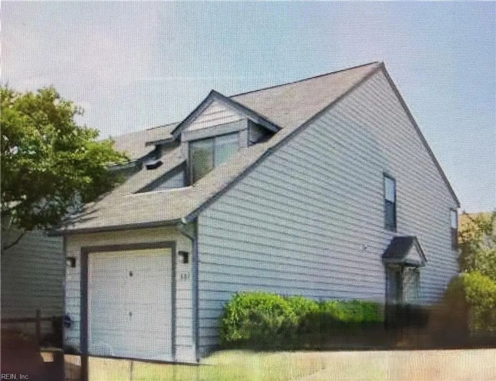 301 Elderwood Ct, Virginia Beach