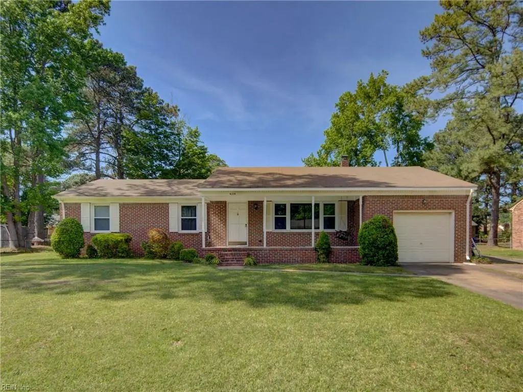 4124 Meadowview Rd, Portsmouth