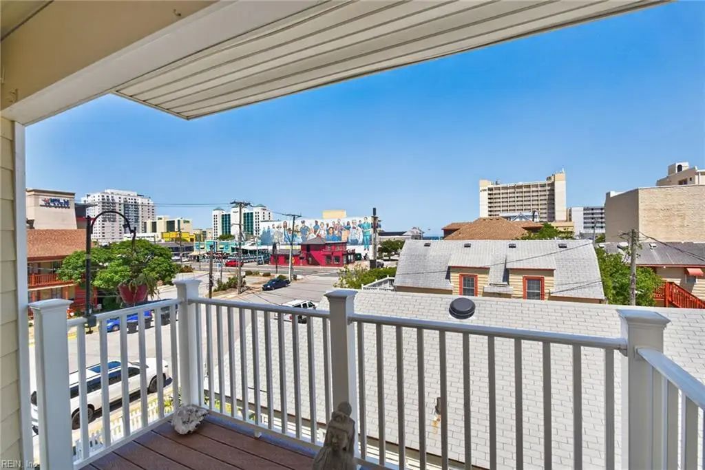 310 24th St, Virginia Beach