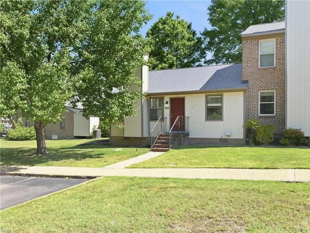 46 James Sq, James City County
