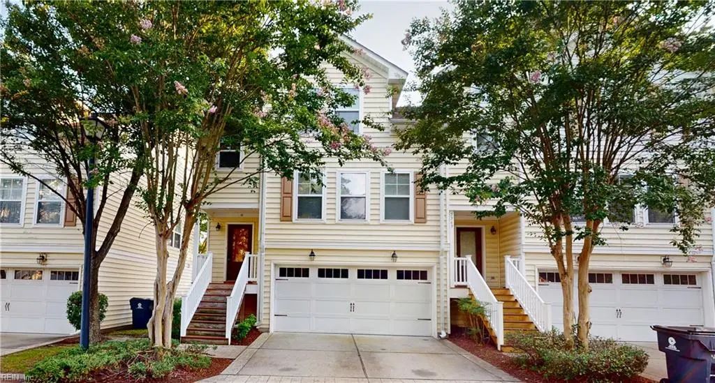 5565 Taylors Walke Ln, Virginia Beach
