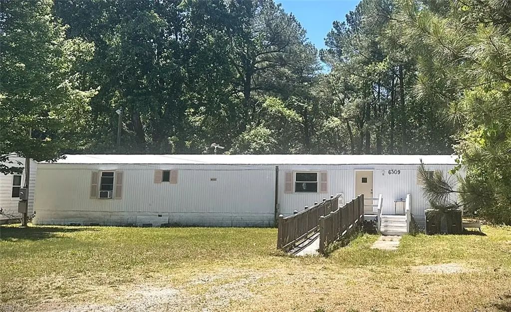 6309 Old Mooretown Rd, James City County