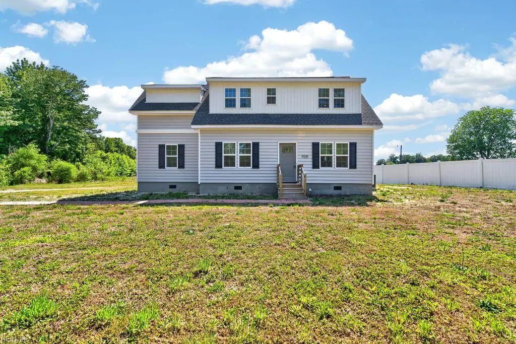 9289 Gates Rd, Suffolk