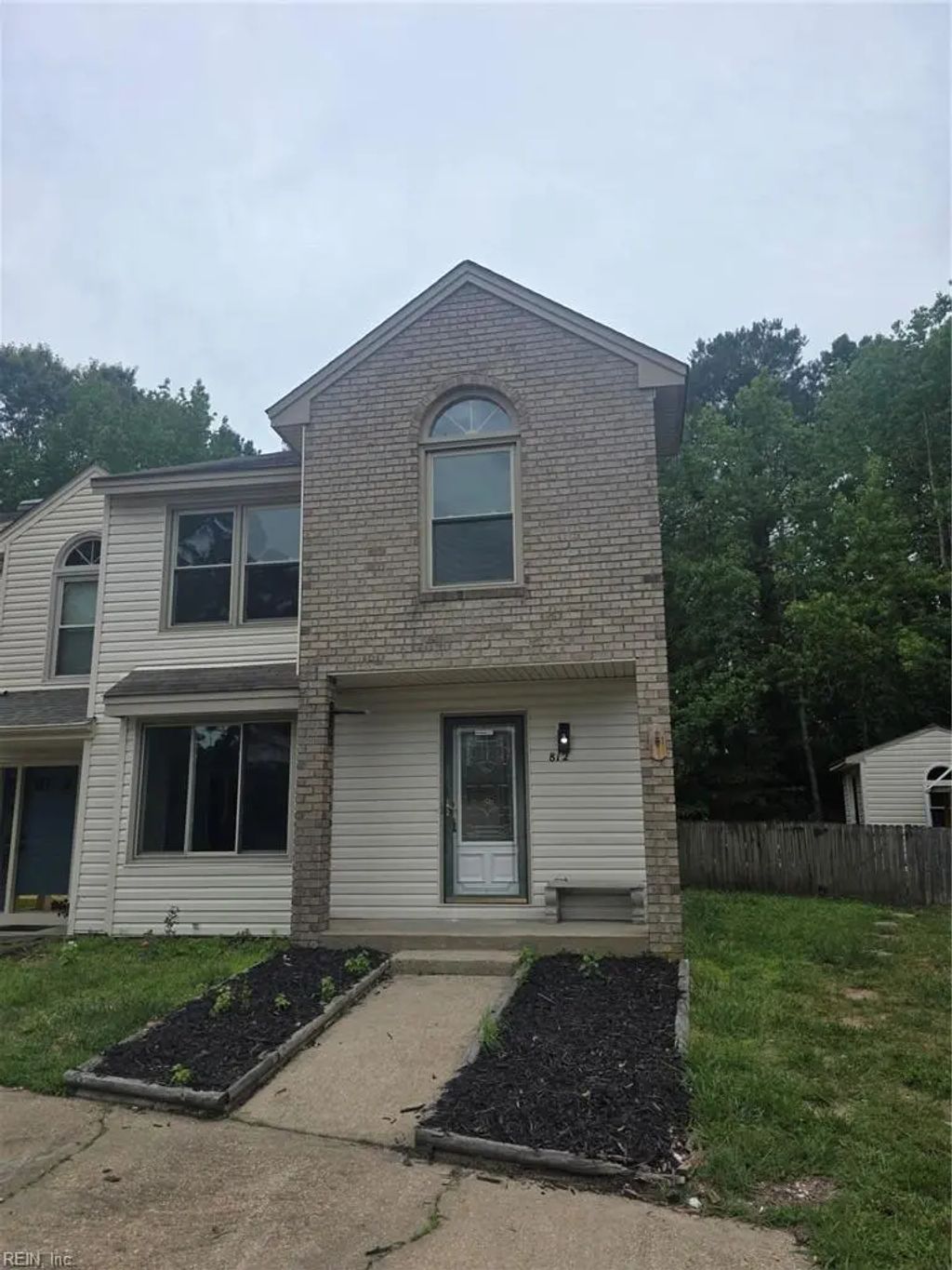 812 S Lake Cir, Chesapeake