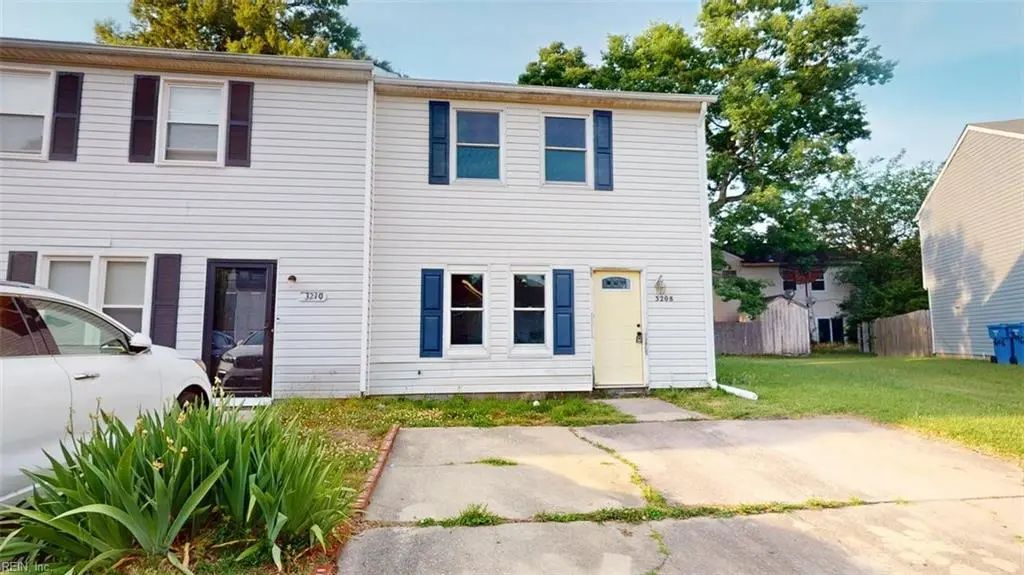 3208 Clover Rd E, Chesapeake