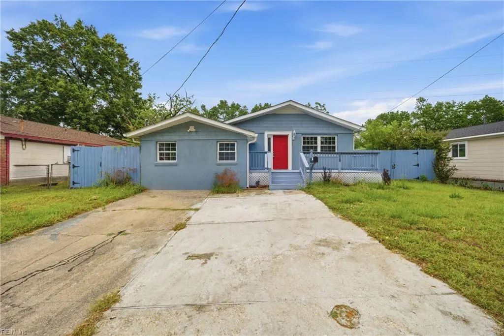 218 Bradford Ave, Norfolk