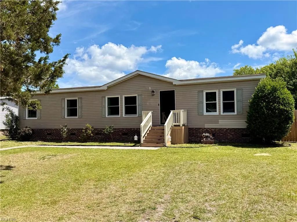 1256 Swallow Dr, Virginia Beach