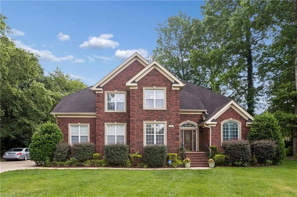 915 Shelter Rock Ln, Chesapeake