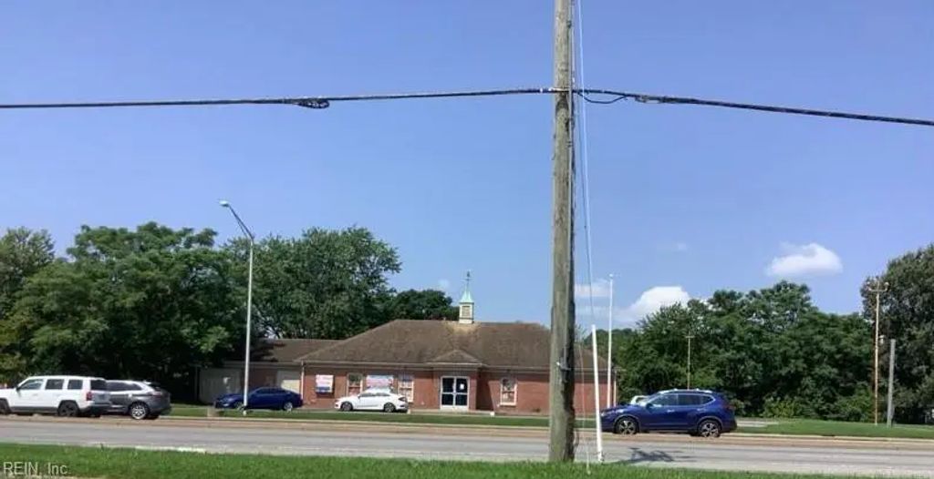 1025 Newtown Rd, Norfolk