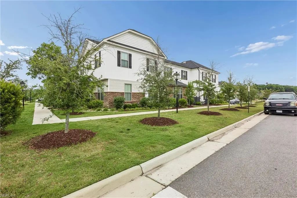 907 Kathy Ann Way W, Isle of Wight County