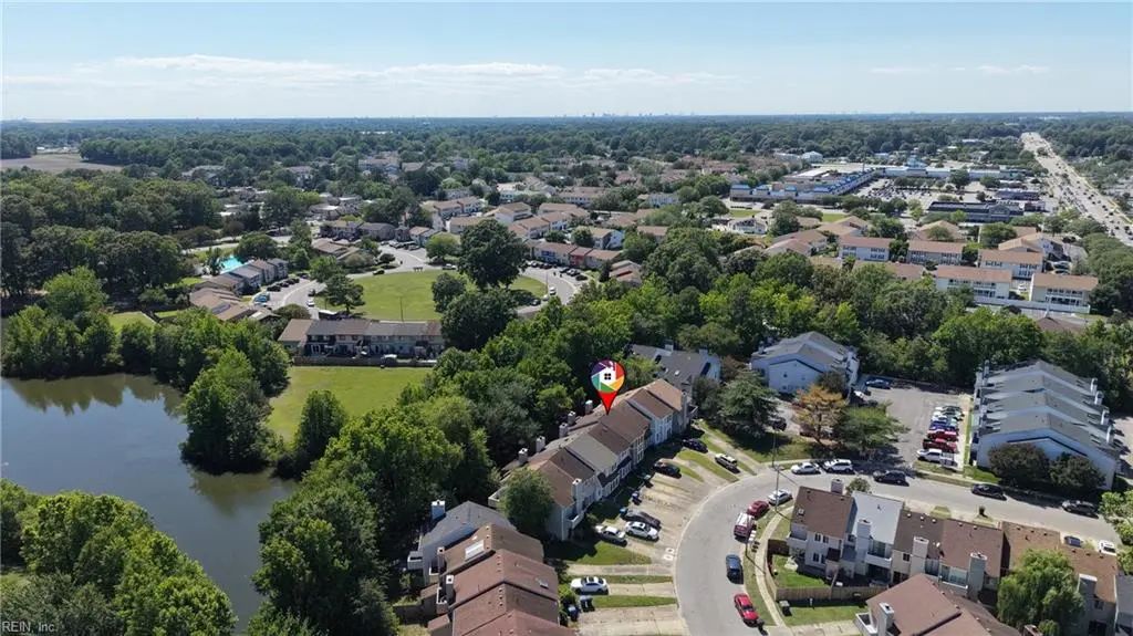 719 Waters Dr, Virginia Beach