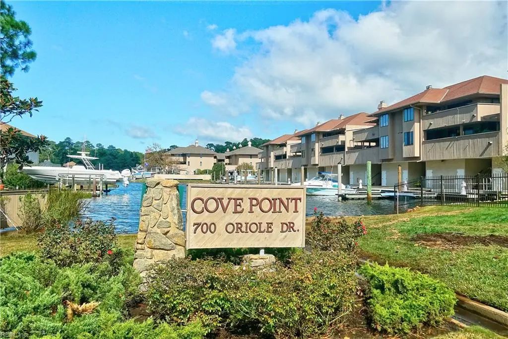 700 Oriole Dr, Virginia Beach