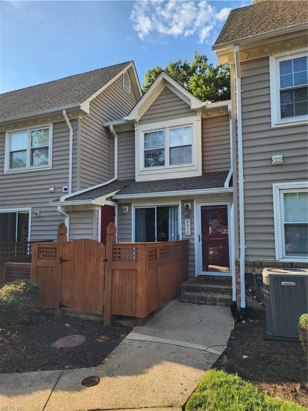 401 Henley Ct, Chesapeake