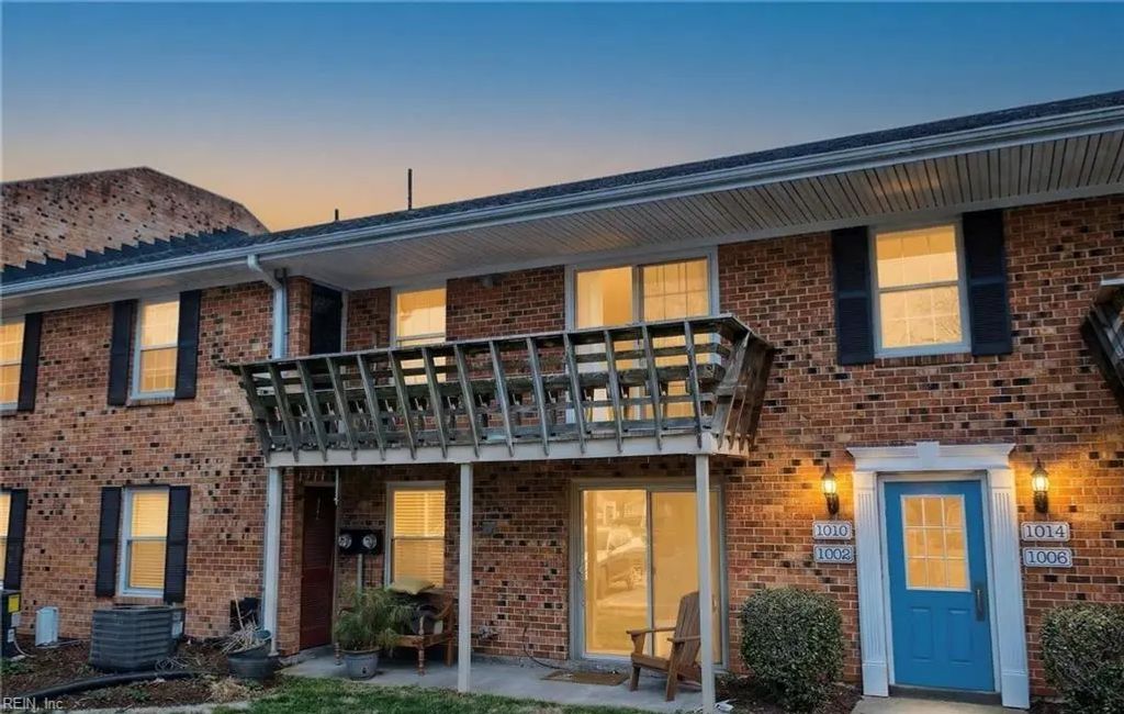 1010 Barclay Sq, Virginia Beach