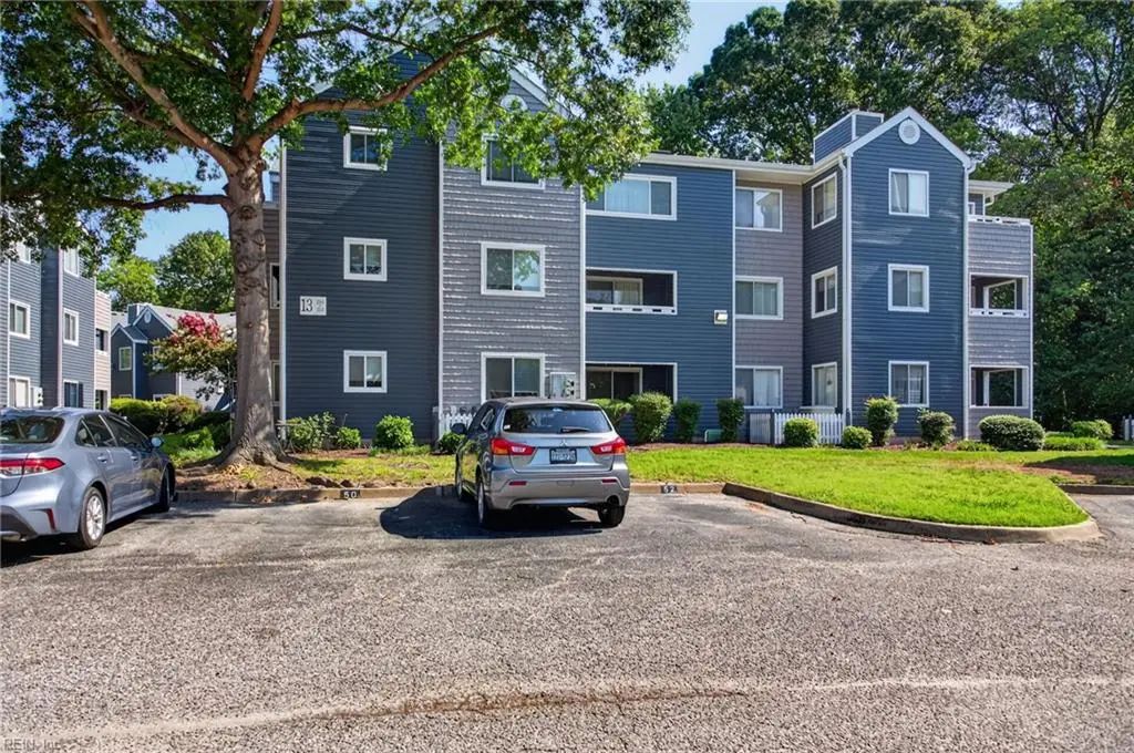 298 Nantucket Pl, Newport News