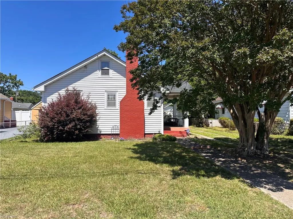 376 Sampson Ave, Hampton