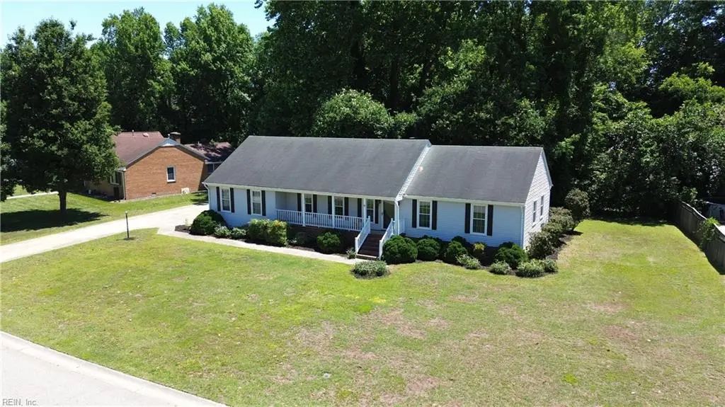 4616 Schooner Blvd, Suffolk