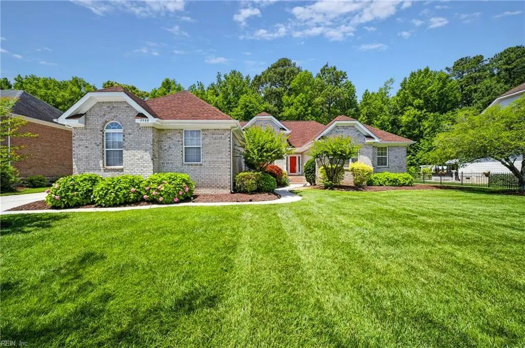 2588 Lower Greens Pl, Virginia Beach