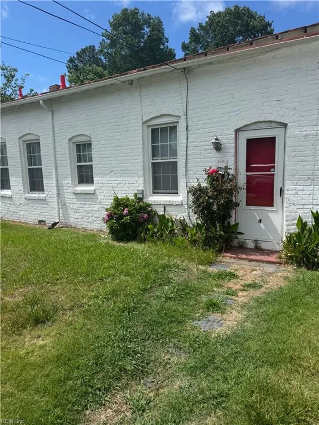 2424 Piedmont Ave, Portsmouth