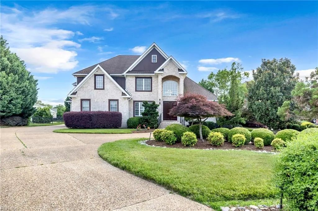 115 Watch Harbour Ct, Suffolk