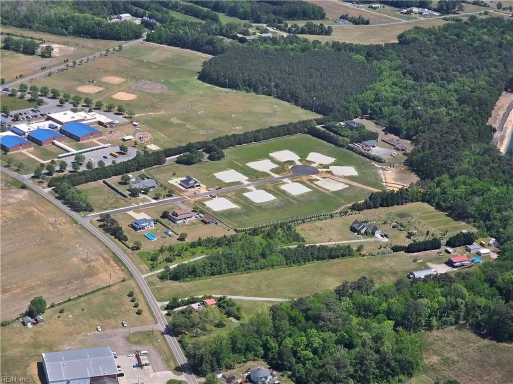 104 Indian Kettle Rd, Currituck County