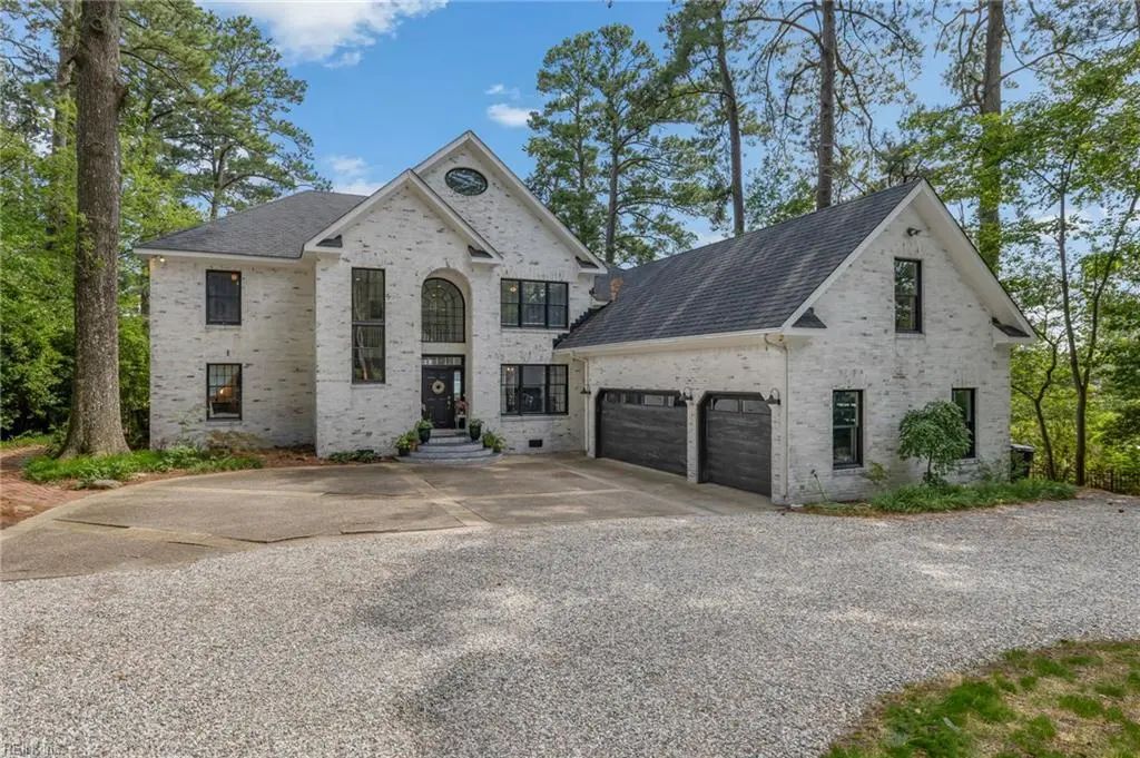 1706 S Woodside Ln, Virginia Beach