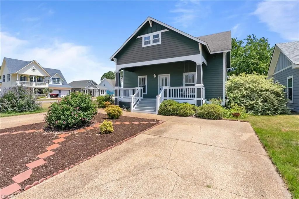 110 N Compass Dr, Currituck County