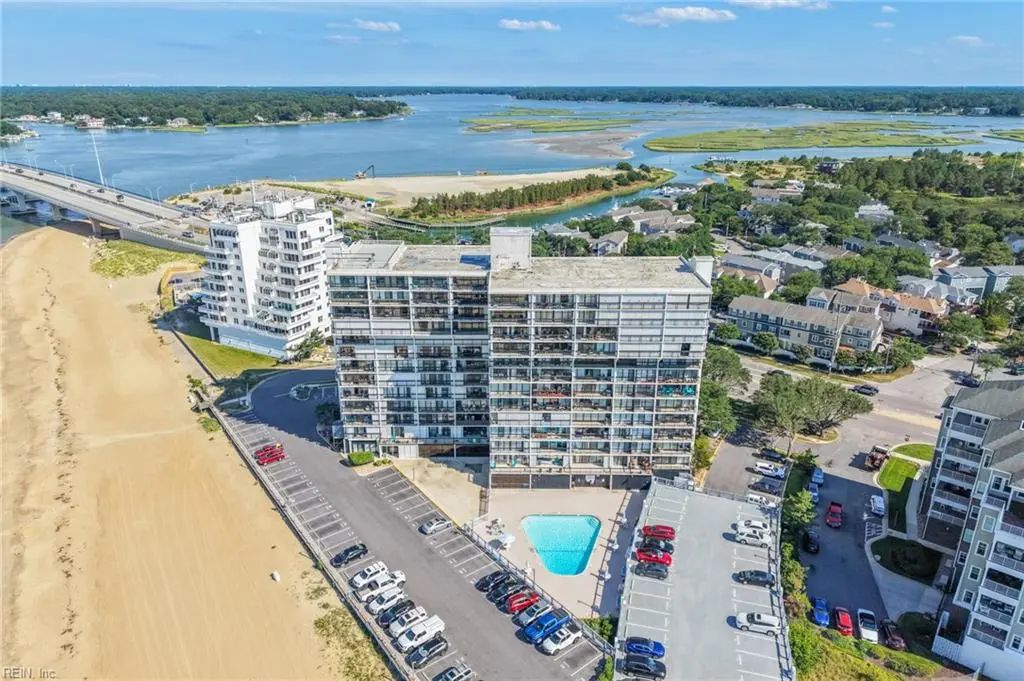 3558 Shore Dr, Virginia Beach