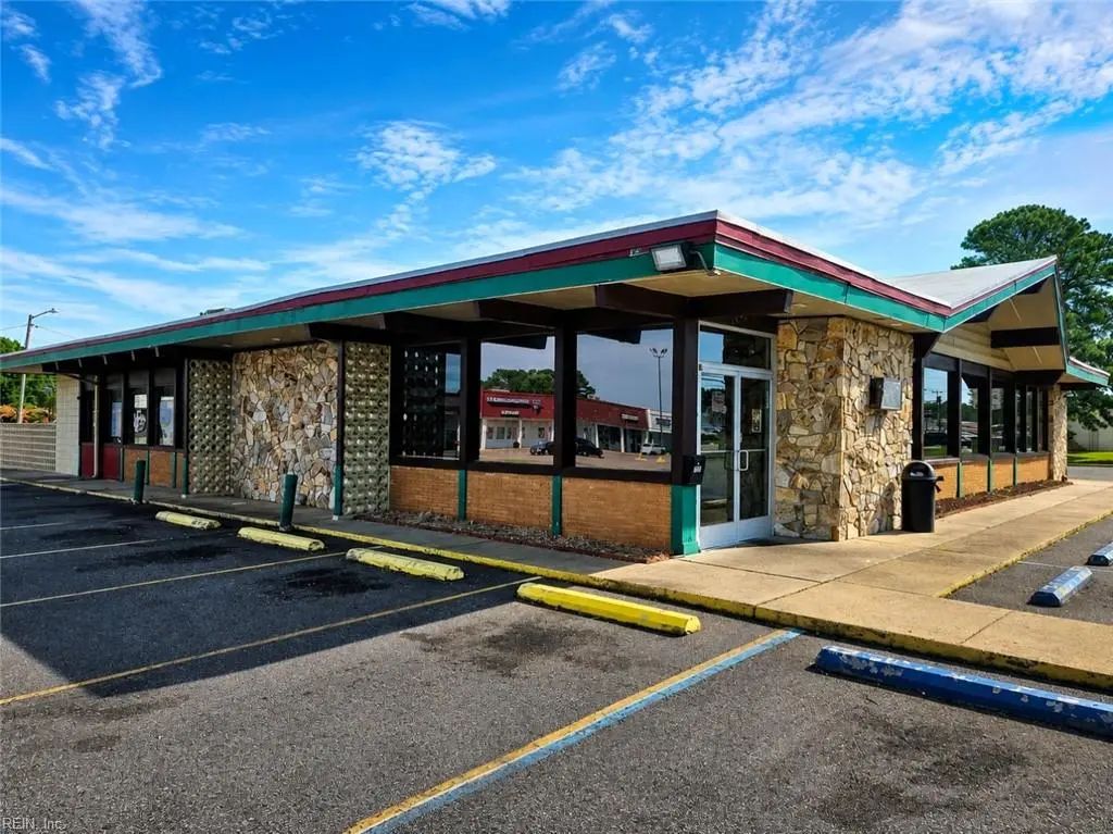 2900 Airline Blvd, Portsmouth