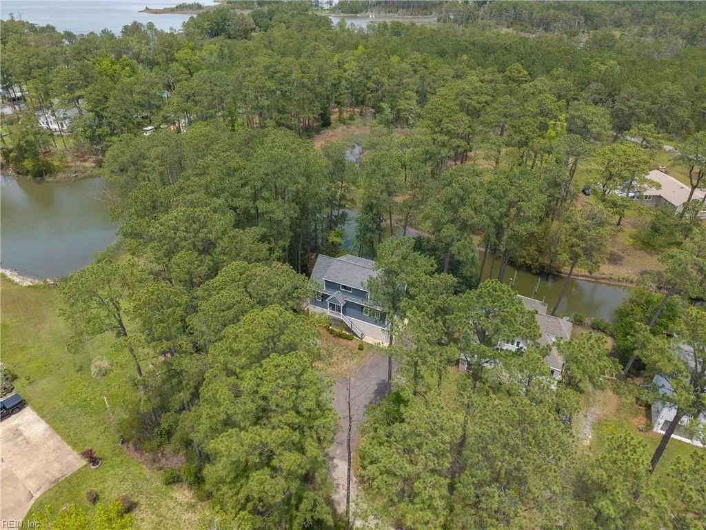 9283 Diane Ave, Gloucester County