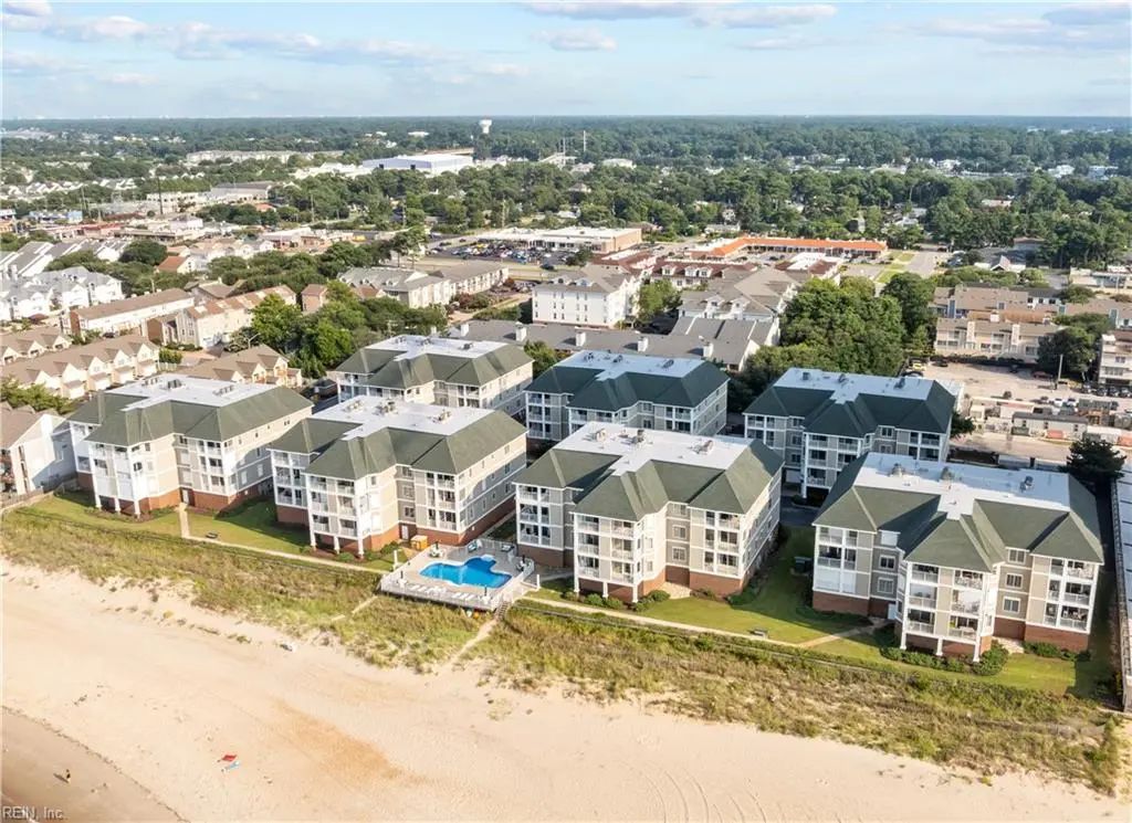 2425 Ocean Shore Cres, Virginia Beach