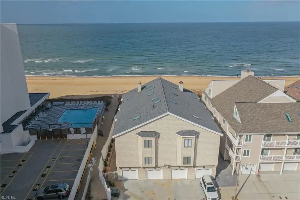 2852 Charlemagne Dr, Virginia Beach