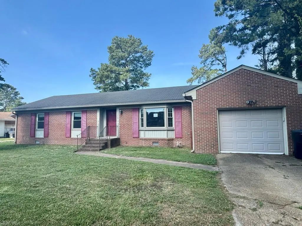 4220 Heather Rd, Portsmouth