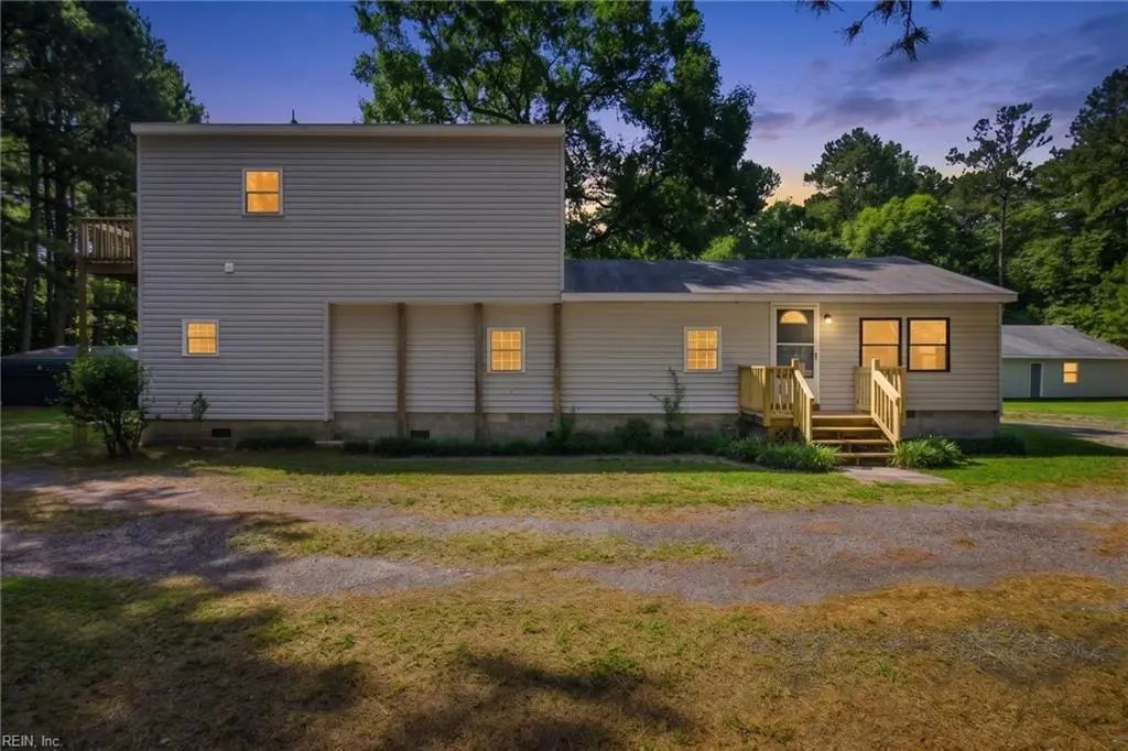 8368 Whispering Pines Trl, Isle of Wight County