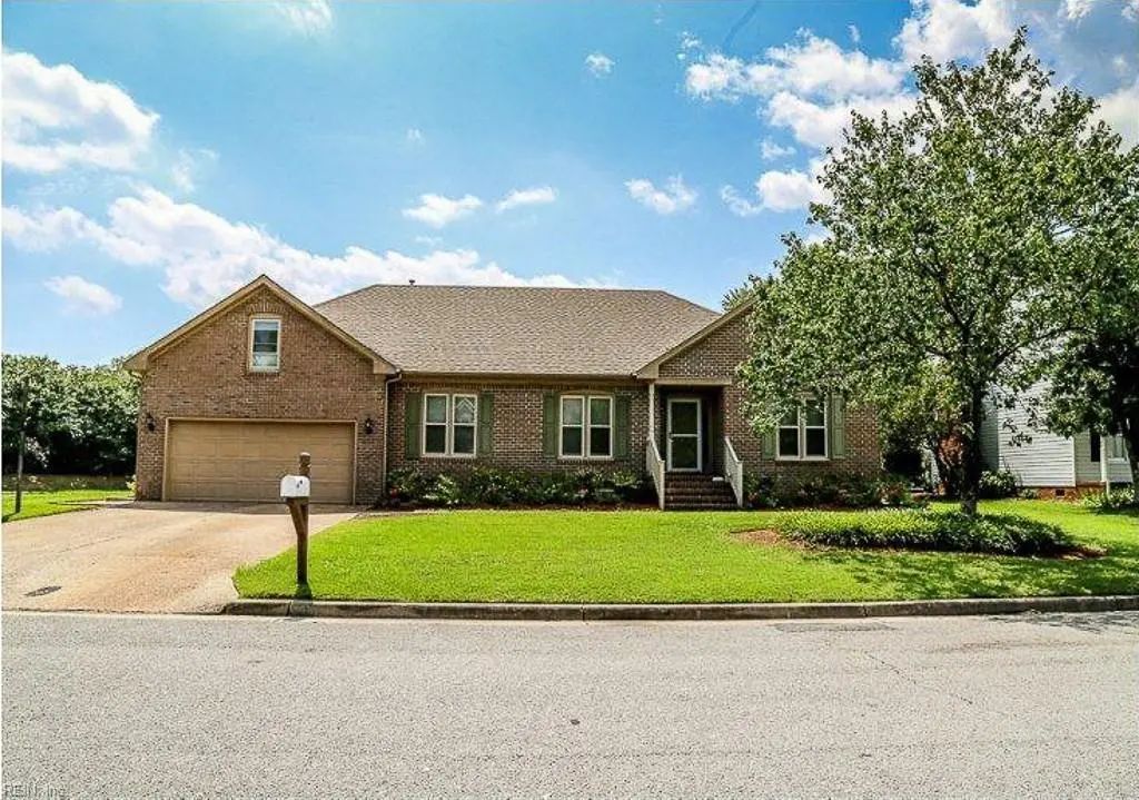 756 Yorkshire Trl, Chesapeake