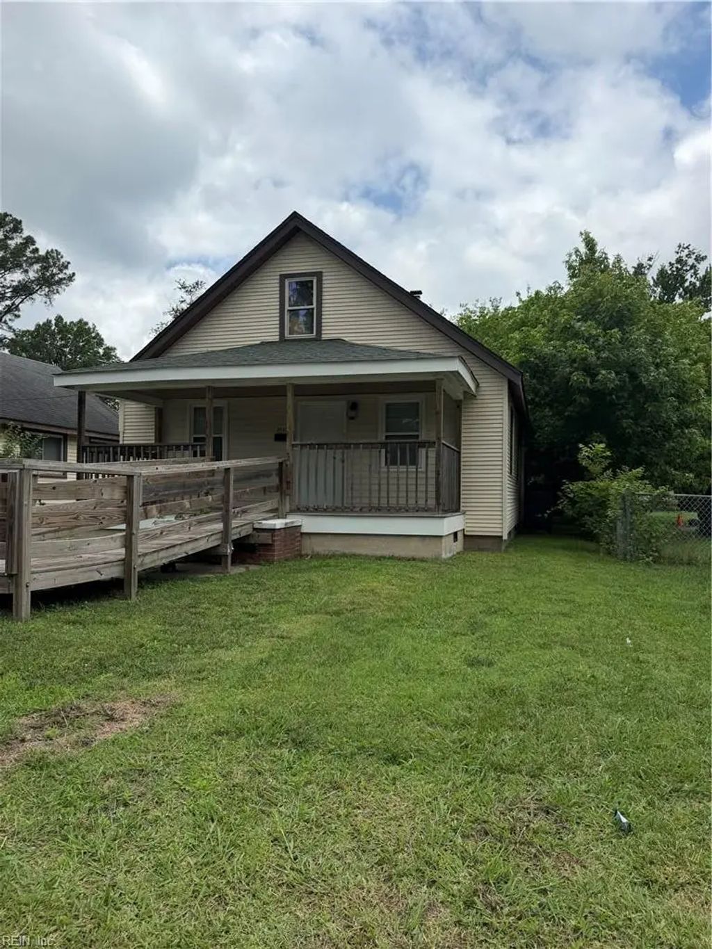 3915 Shell Rd, Hampton