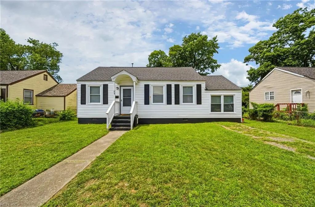 413 Colonial Ave, Hampton