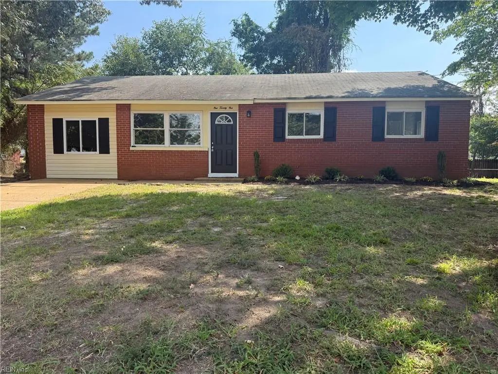 121 Duval Ct, Hampton
