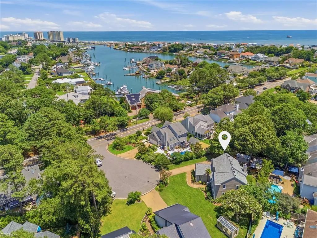 604 Croatan Ct, Virginia Beach