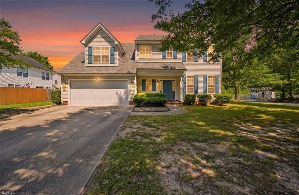 492 Shakespeare Dr, Virginia Beach