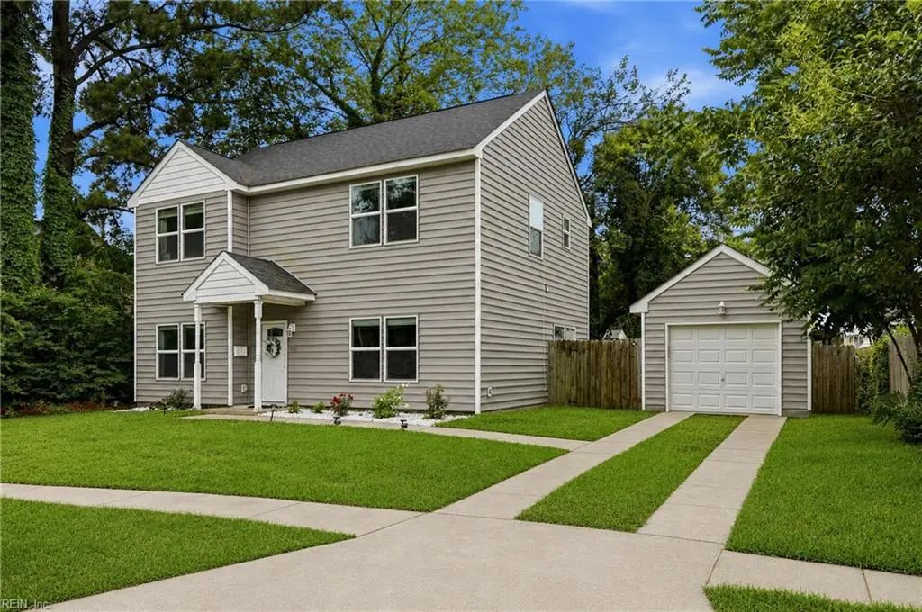 66 Bainbridge Ave, Portsmouth