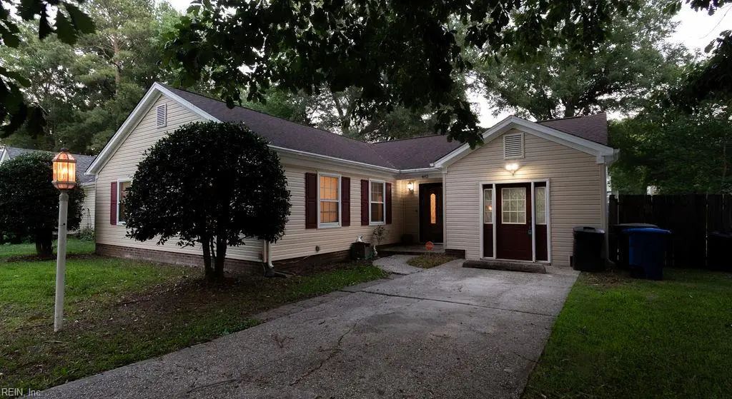 482 Wyn Dr, Newport News