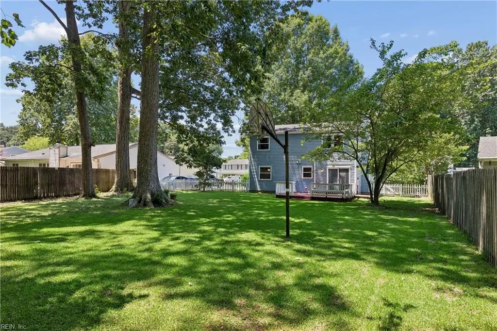 721 Chatsworth Dr, Newport News