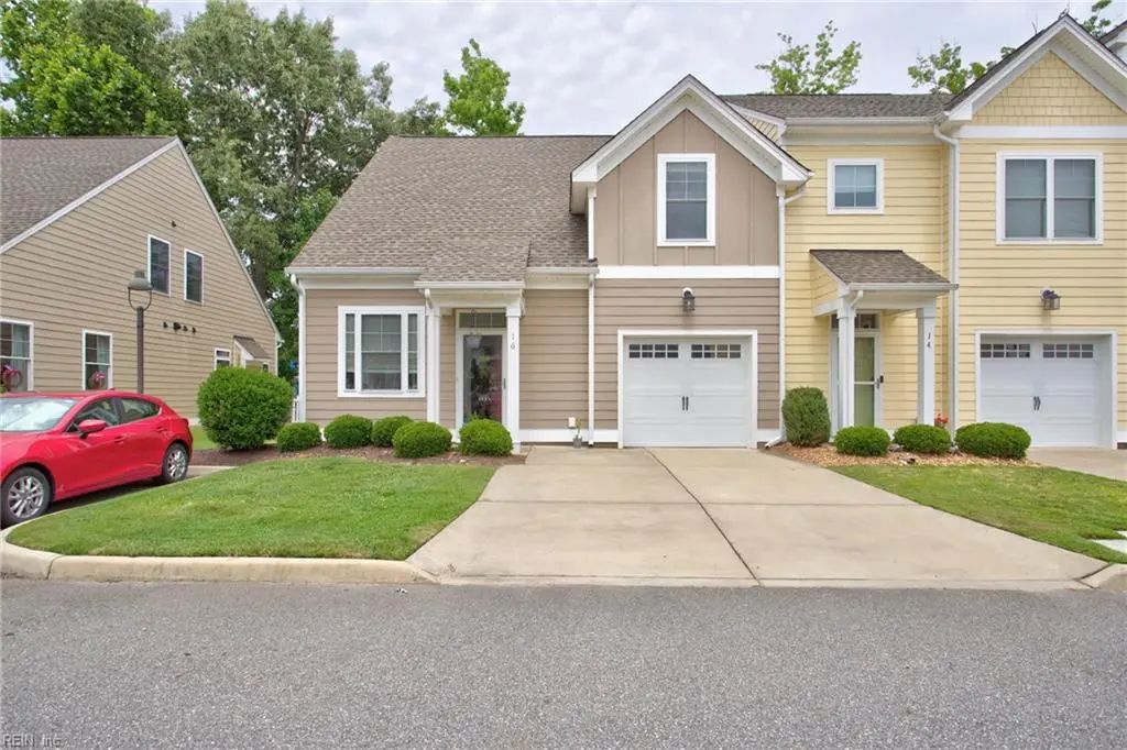 16 Village Park Ln, Poquoson